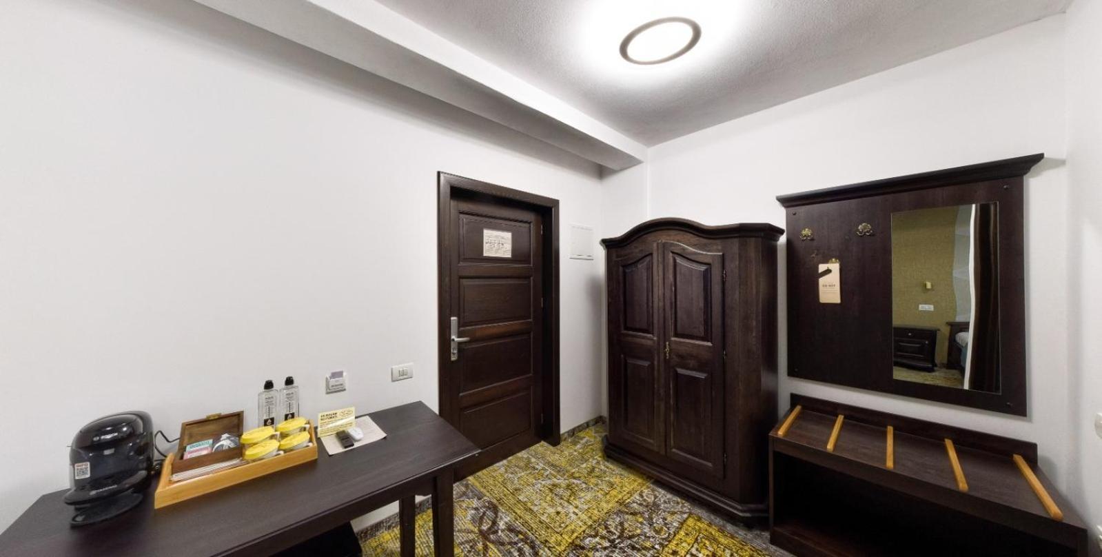 Poarta Raiului Hotel Tau Bistra Bagian luar foto