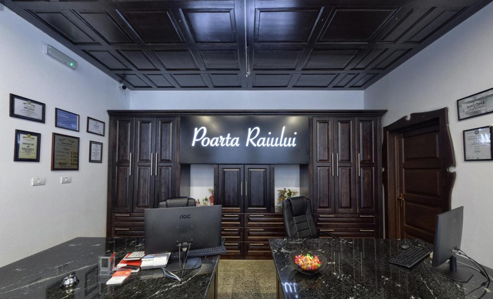 Poarta Raiului Hotel Tau Bistra Bagian luar foto